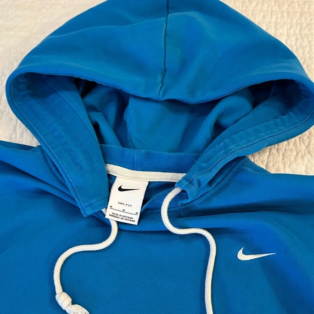 Nike medium basketball